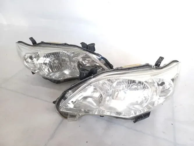 Par de farol Corolla 2009 2010 2011 Original 