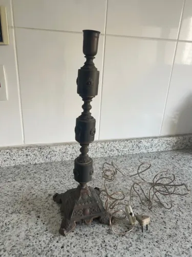 Abajur de bronze