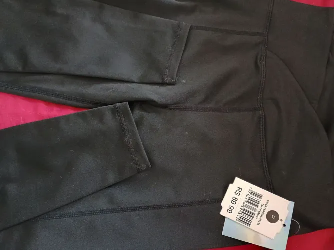 Calça Legging Preta - Tamanho P
