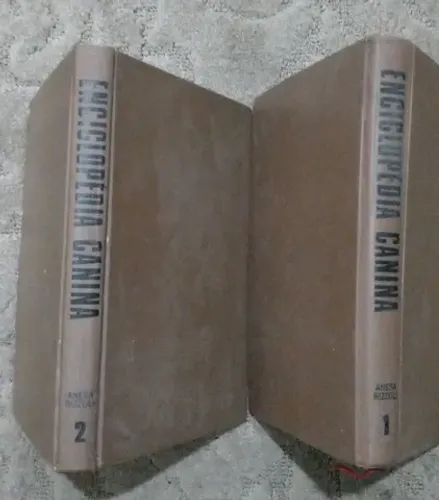ENCICLOPÉDIA CANINA/ 02 VOLUMES.
