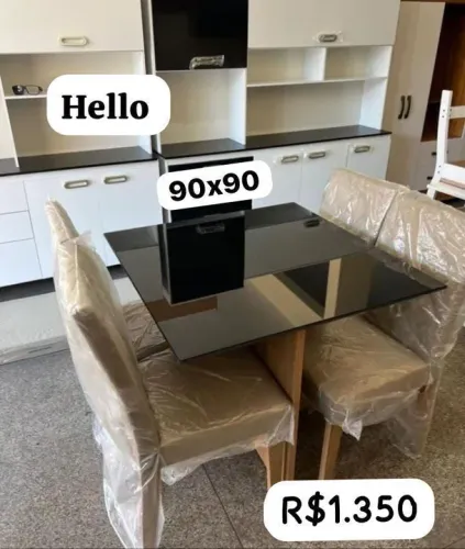 Jogo de Mesa de Jantar 4 Cadeiras 90x90