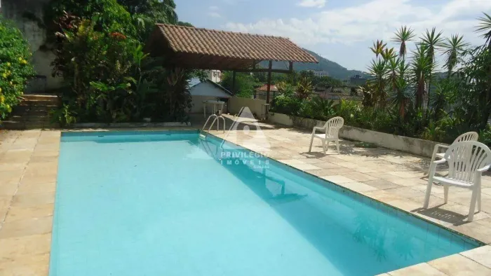 Casa 9 quartos em Laranjeiras