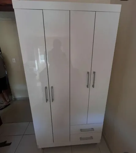 Promoção Guarda Roupa Branco - 20/10