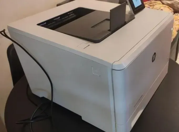 Impressora Colorida Sem Fio HP Laserjet Pro M252dw (B4A22A) - PERFEITO ESTADO