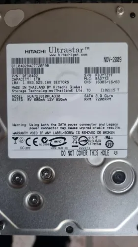 68 hd hitachi 1tb sata 7.2k 3.0gb/s Pn 0f10402