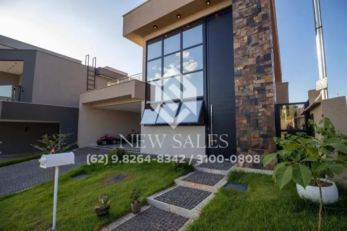 Sobrado em condomínio para locação com 4 quartos - Jardins Bolonha