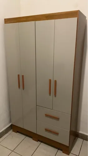 Guarda roupa 4 portas 