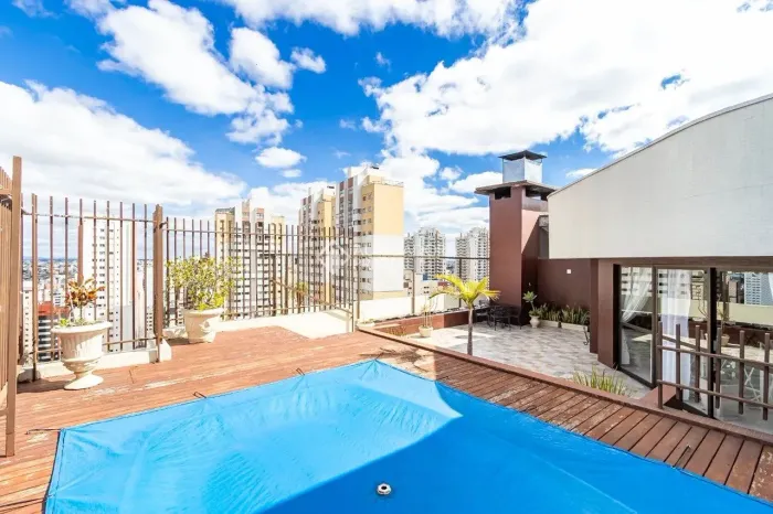 Cobertura com piscina - 3 quartos (1 suíte) - 3 vagas paralelas - Água Verde