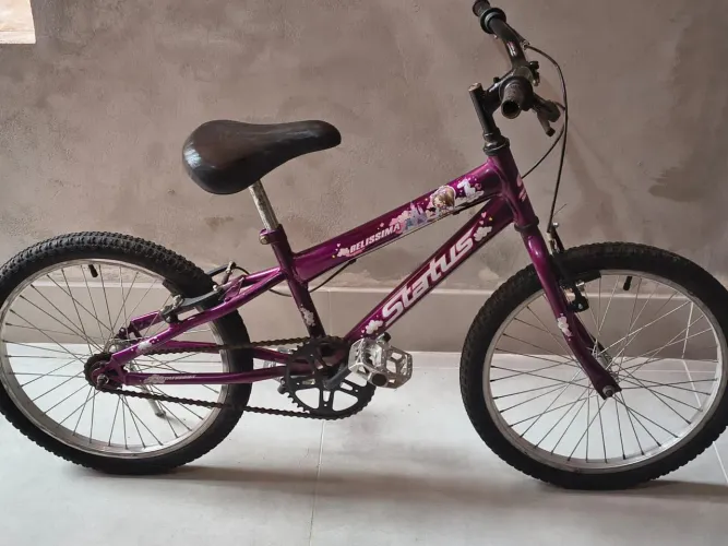 Bicicleta aro 20 bem conservada 