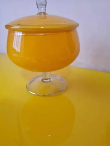 Bomboniere com pe 