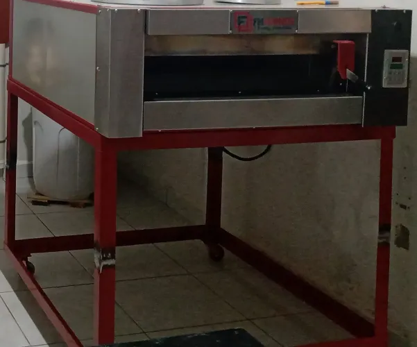 Forno elétrico para pizza, pães e bolos