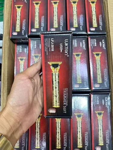 Máquina de Cortar Cabelo Profissional LUKTON LFJ-3018 - USB