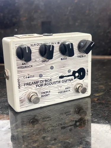 Pedal Preamp DI BOX Violão pedal 3 em 1 funciona perfeitamente