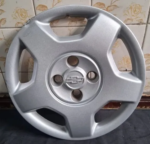 01 calota original aro 14 GM Corsa por 30,00