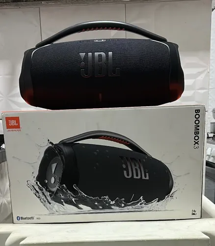 JBL Boombox 3