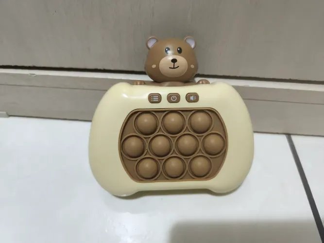 Brinquedo pop it eletrônico urso fofo