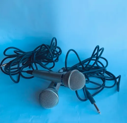 Microfones Gradiente