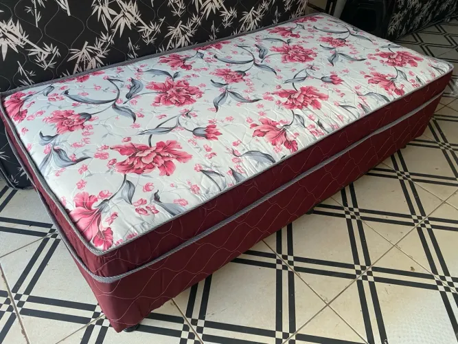 CAMA DE SOLTEIRO, ENTREGA GRATIS ?