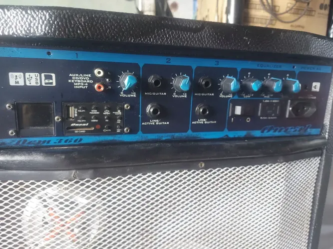 Cx de som ativa multiuso ONEAL com Bluetooth brinde