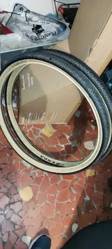 2 Pneus e 2 câmaras de Bicicleta 29" KENDA faixa branca *** LEIA A DESCRIÇÃO***