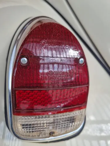 Vende Espelhos de lanternas traseiras Fusca Antigo