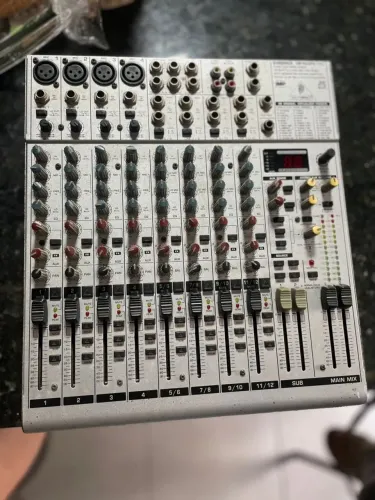 EURORACK UB1622FX-PRO