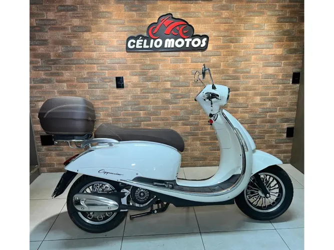 MOTORINO CAPPUCCINO 150 2023