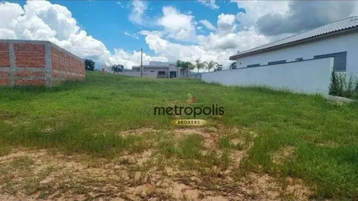 Terreno à venda, 403 m² por R$ 55.000,00 - Condomínio Ninho Verde II - Pardinho/SP