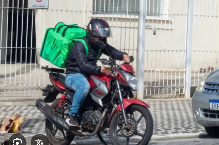Precisa de motoboy para pizzaria 