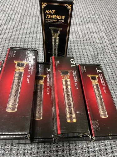 Máquina de Cortar Cabelo Profissional - T-Blade