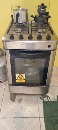 Vendo esse Fogão Esmaltec