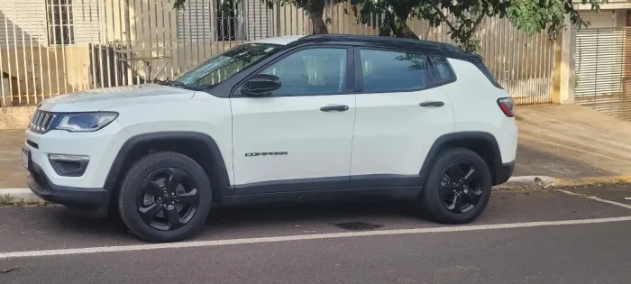 Jeep Compass Sport 2.0 4X2 Flex 16V Aut. 2017