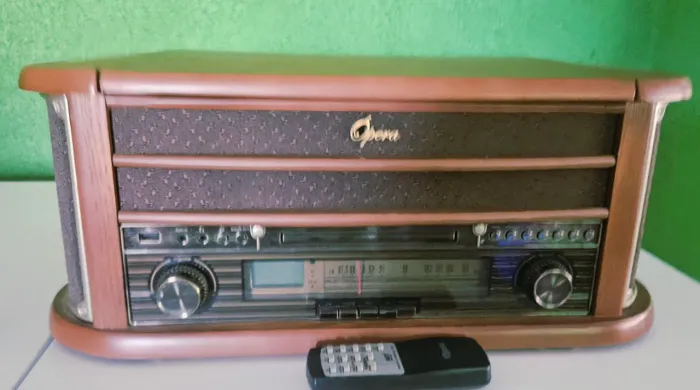 TOCA DISCOS VITROLA RAVEO OPERA