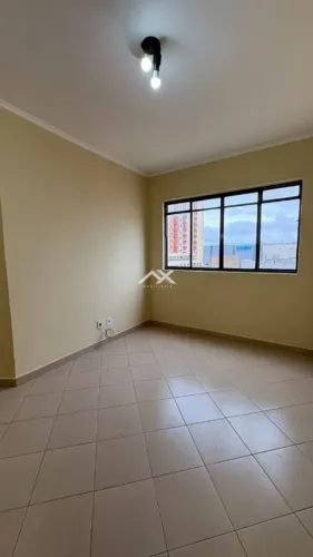 Apartamento com 1 dormitório para alugar, 46 m² por R$ 1.813,62/mês - Edificio Center 1 -