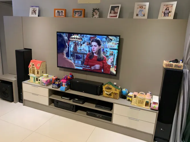 Rack de sala de televisão 