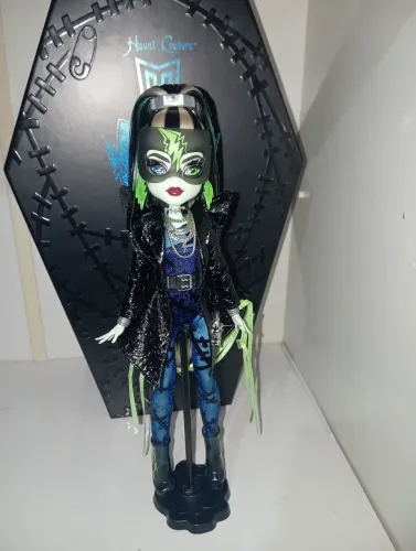 Frankie stein haunt couture midnight runaway 