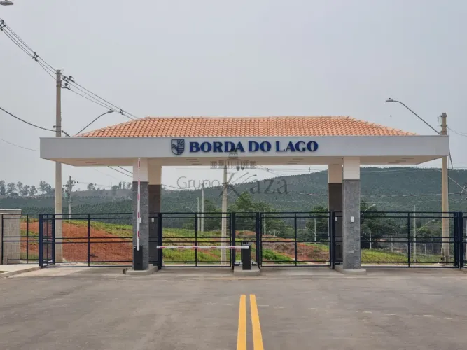 Oportunidade - Terreno - Condomínio Borda do Lago - Borda da Mata - Caçapava - 315,72m².