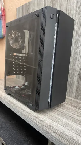 Gabinete PC Gamer