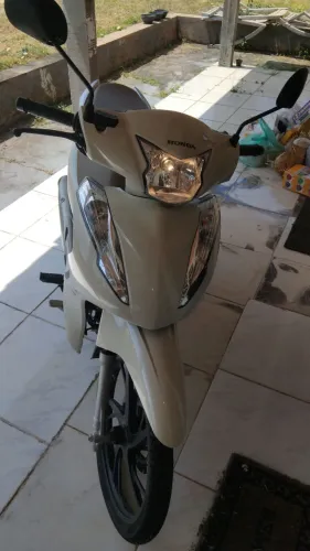Moto Biz nova