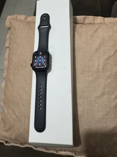 Apple Watch  Series 7 (GPS)