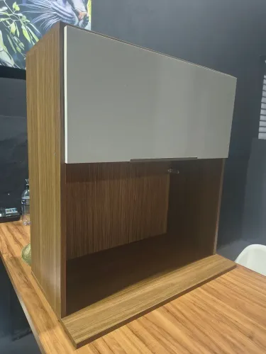 ARMÁRIO PAREDE, MICROONDAS. 70 X 80 ALTURA X 40 BOTUCATU