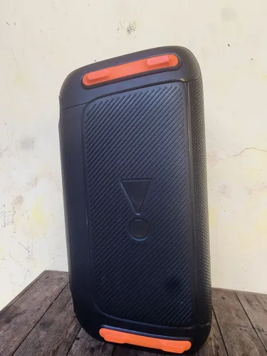 Caixa de som JBL PARTYBOX 110 (c/ defeito)