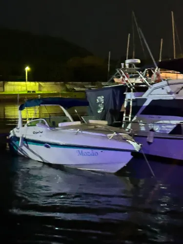 OPORTUNIDADE!! LANCHA MAGNA 260
