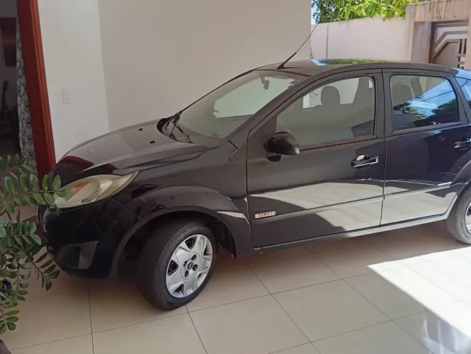 Ford Fiesta 1.6 16V Flex Mec. 5P 2013