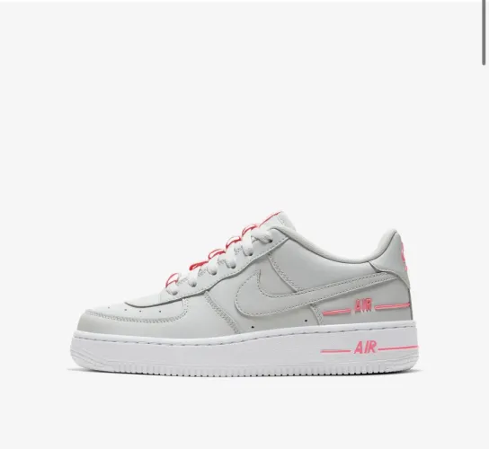 Tênis Nike Air Force 1 LV8 3