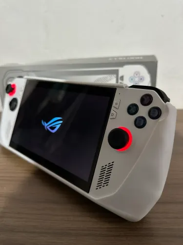 Rog Ally Z1 + Acessórios