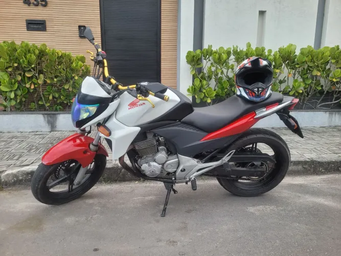 CB 300R 2012
