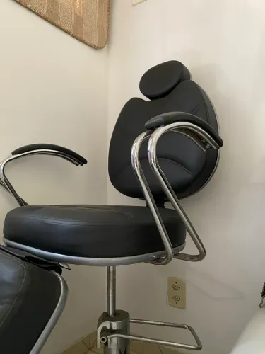 Cadeira Reclinável Maquiagem/Sobrancelha 