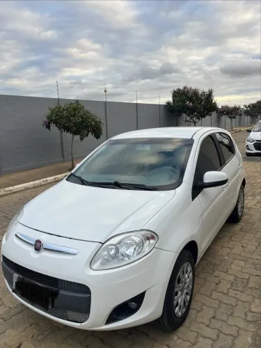 Fiat Palio Essence 1.6 Flex 16V 5P 2015