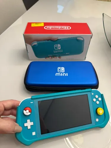 NINTENDO SWICTH LITE DESBLOQUEADO